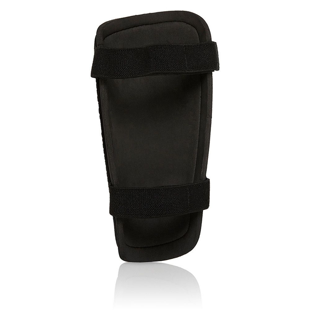 Фотографии Щитки футбольные Macron Lister JR, 5023072-NGRN-JR, без голен.,с застежками, ЭВА,пласт,черно-зеленый