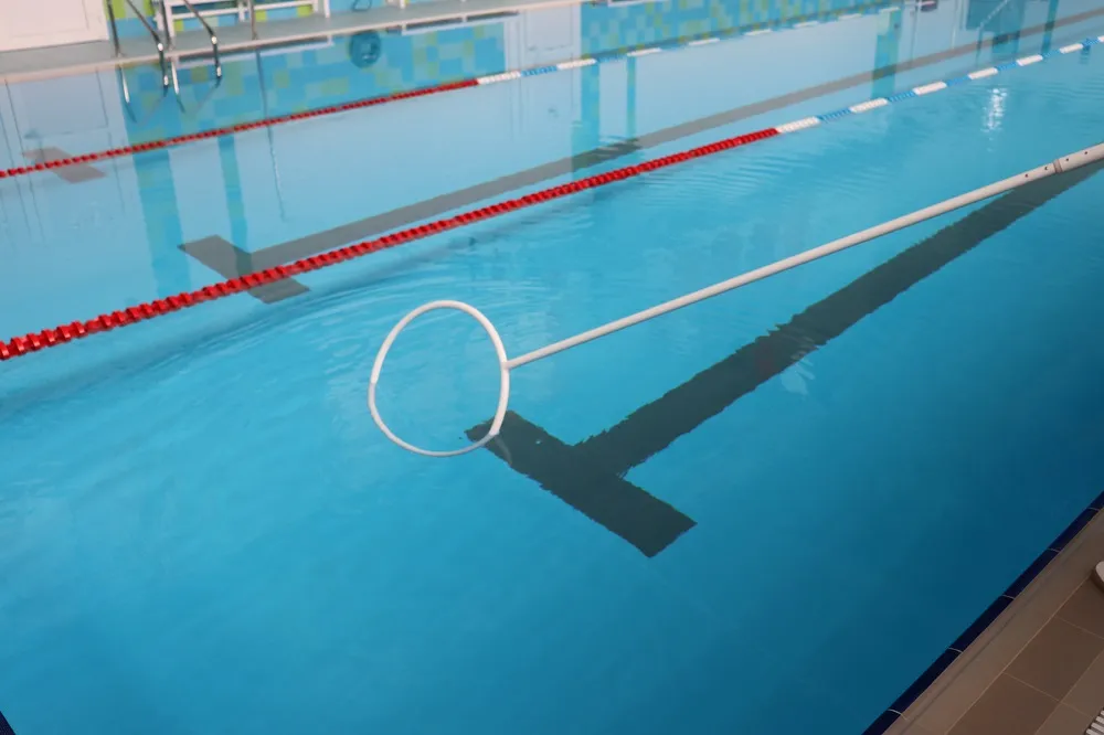 Фотографии Шест для обучения плаванию с кольцом