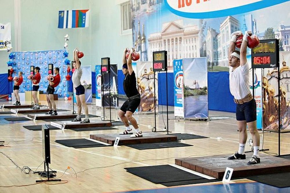 Помост для гиревого спорта (тренировочный)1,5х1,5х0,1 м  Pioner A12031