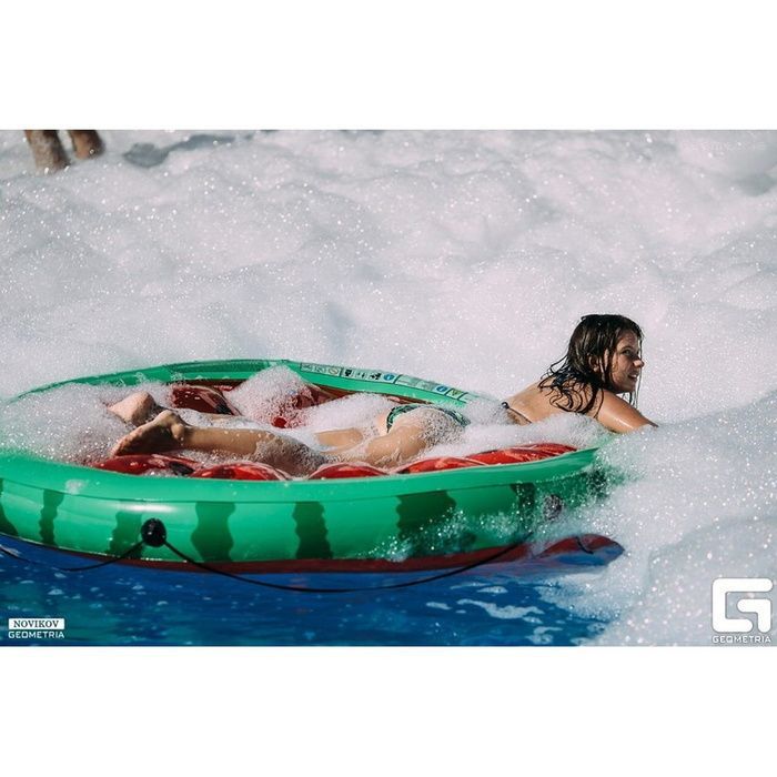 Фотографии Матрас круглый Intex Арбуз 183х23см 56283