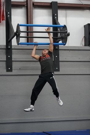 Бесконечный рукоход на раму для кроссфита