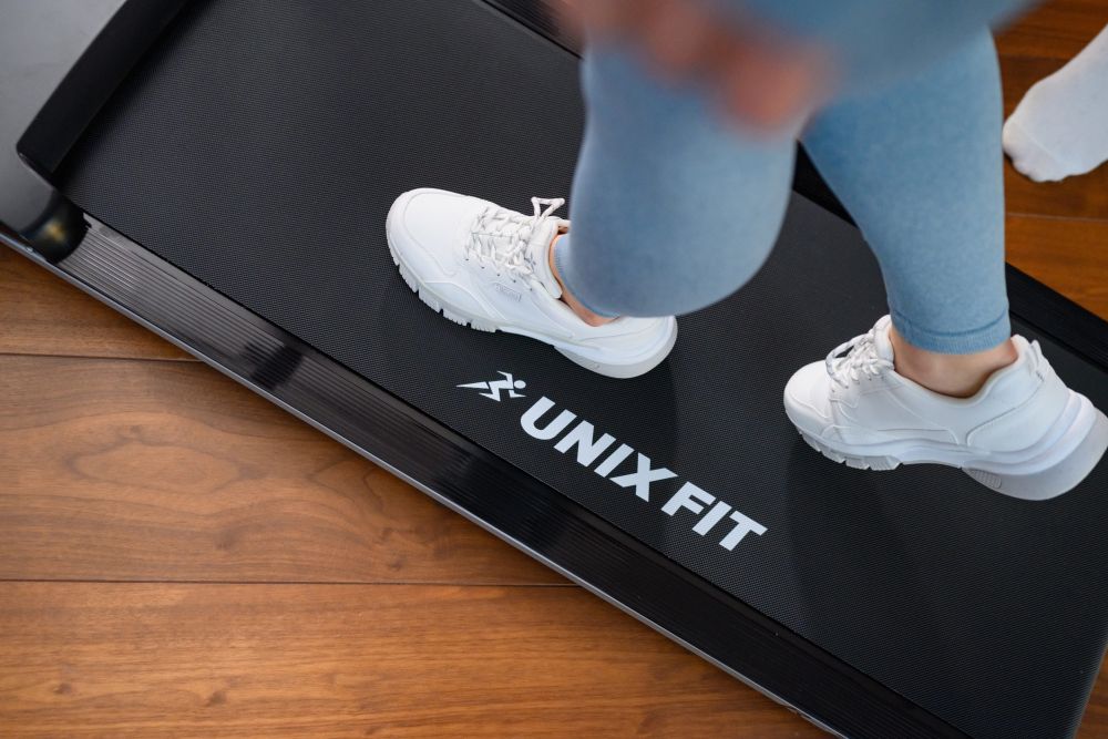 Картинки Беговая дорожка UNIX Fit R-200V