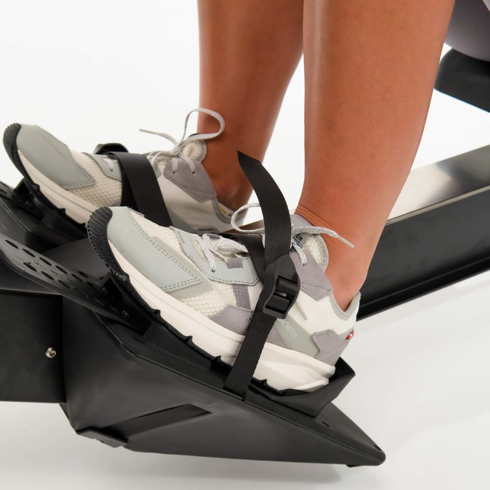 Гребной тренажер UNIX Fit  аэродинамическая нагрузка / Air Rower-X черный