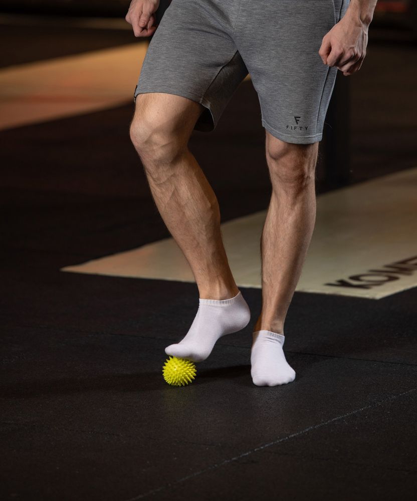 Фотографии Мяч массажный GB-602 8 см, лаймовый