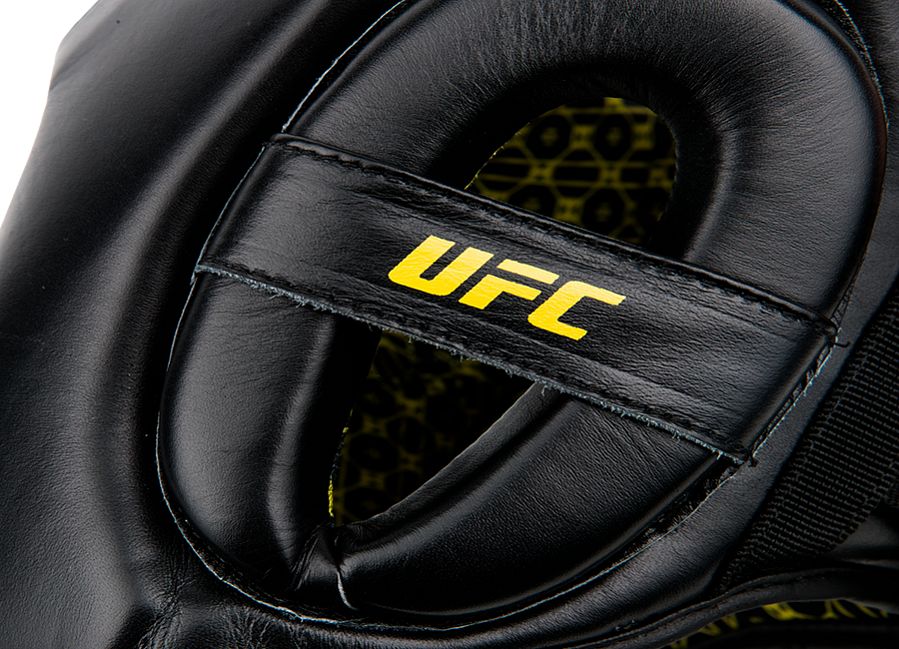 UFC Шлем с защитой щек на шнуровке