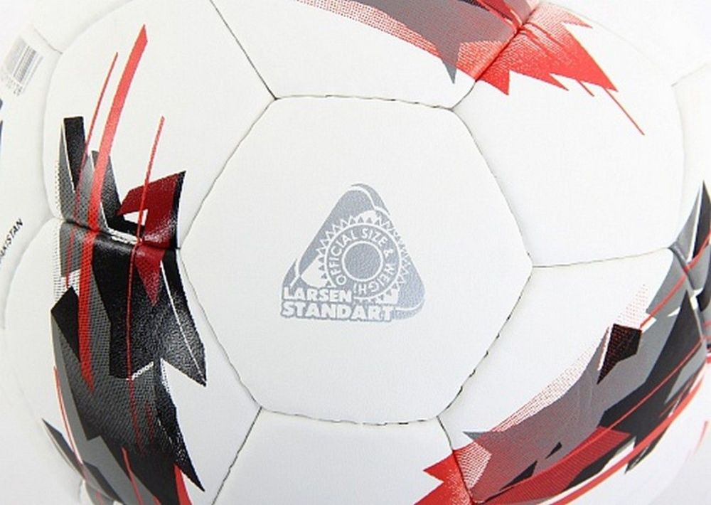 Фотографии Мяч футбольный Larsen Draft JR р.4