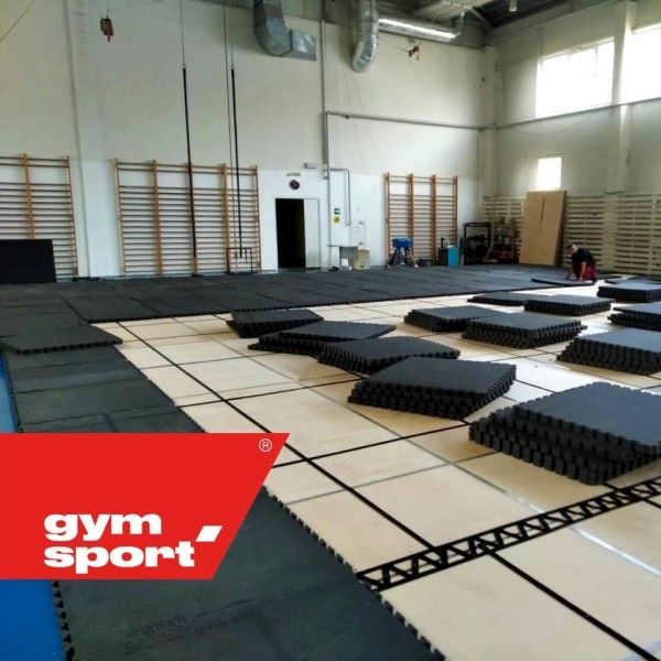 Фотографии Помост для спортивной гимнастики пружинный GymProf STRONG 5х5 для ковра 5х5