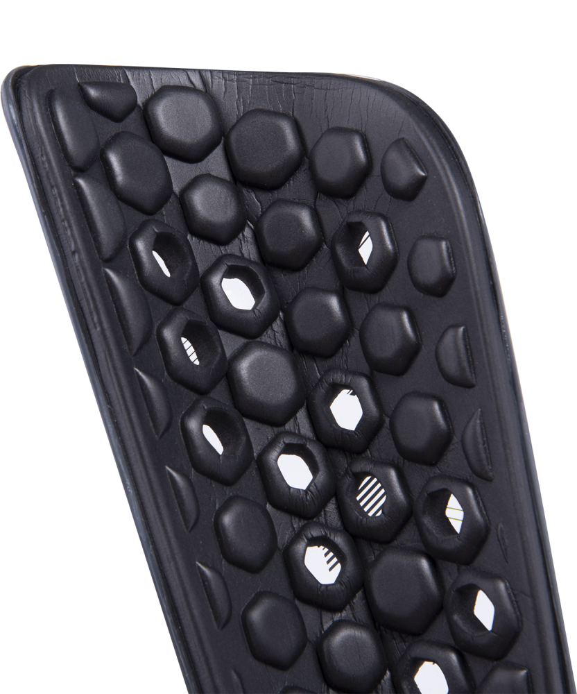 Фотографии Щитки футбольные Proairlite