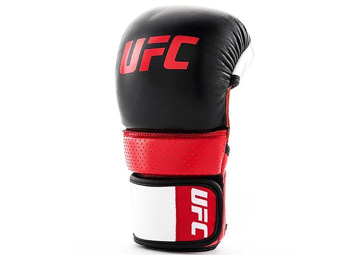 Фото UFC PRO Перчатки для спарринга