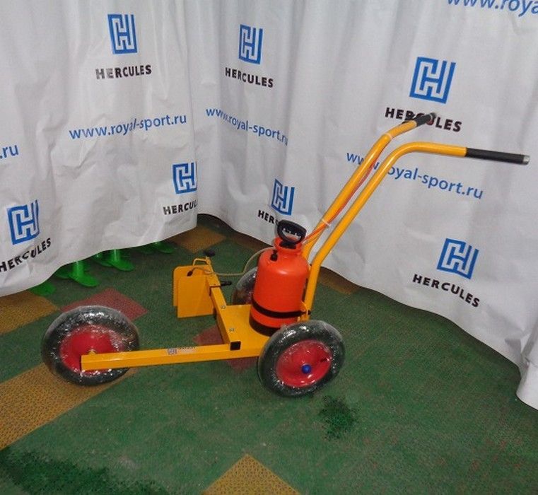 Фотографии Машинка для разметки поля с ручной помпой
