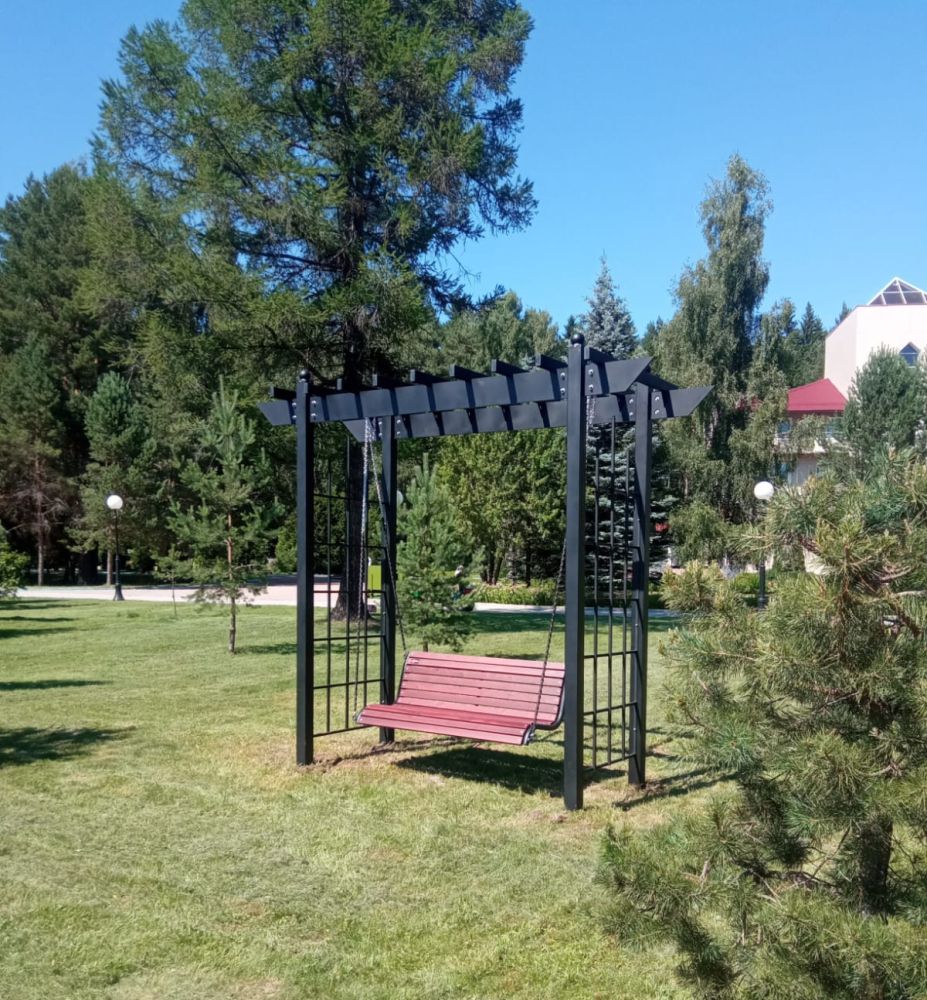 Фотографии Качели садово-парковые «Зимний сад»