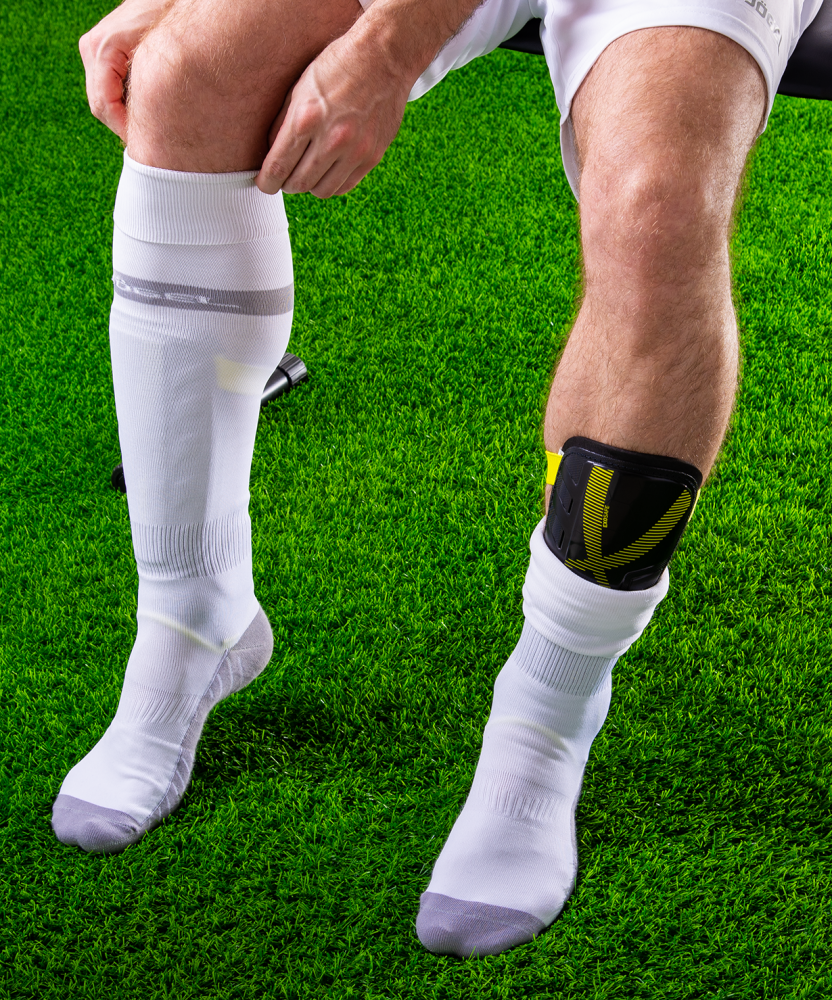 Фотографии Щитки футбольные JA-207, черный