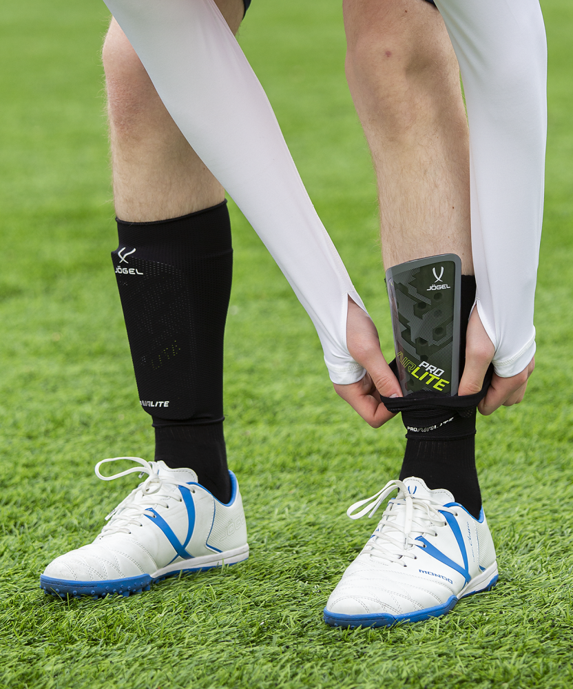 Фотографии Щитки футбольные Proairlite