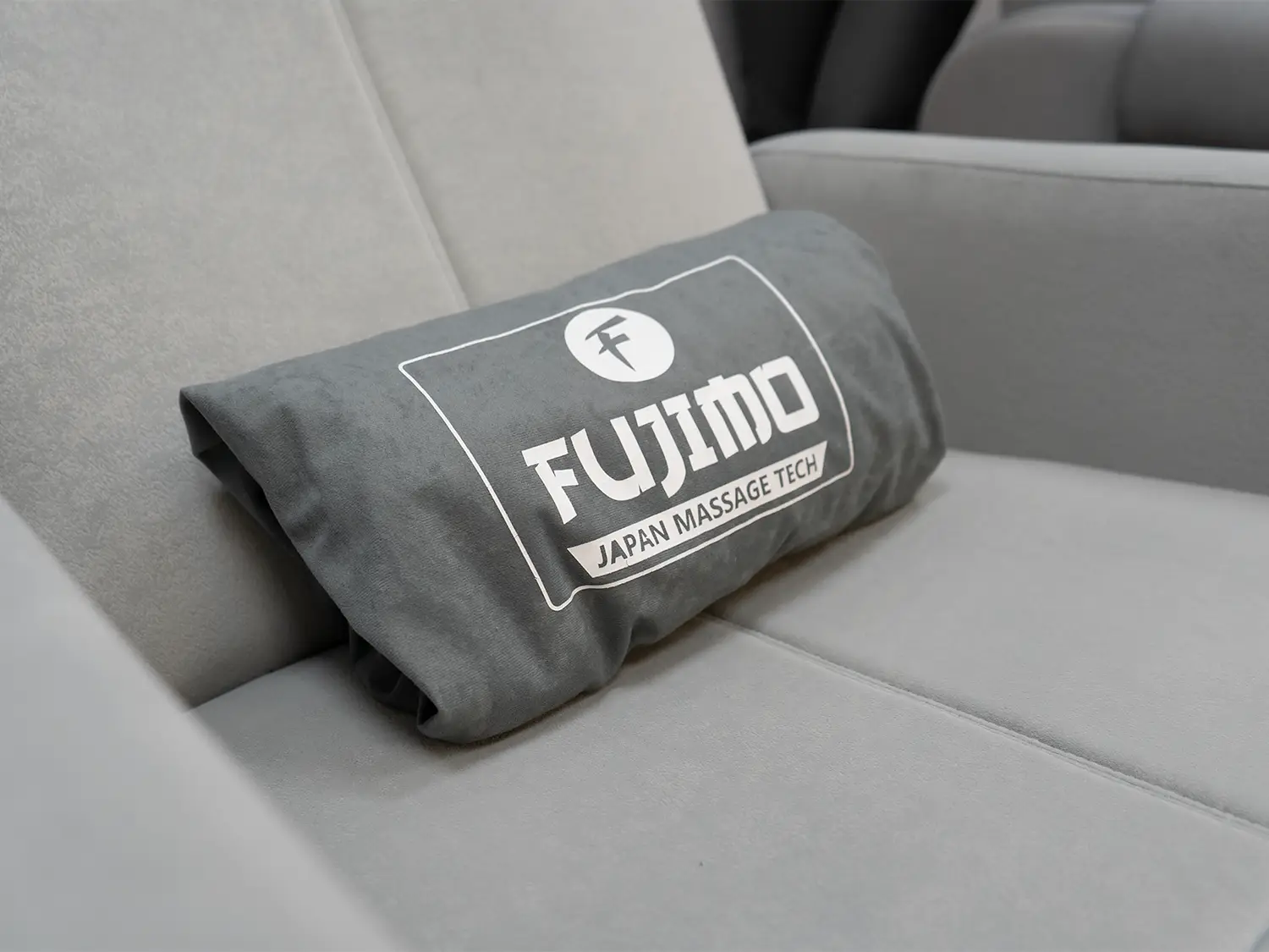 Универсальный чехол FUJIMO PROTECT-C M Стандарт Серый