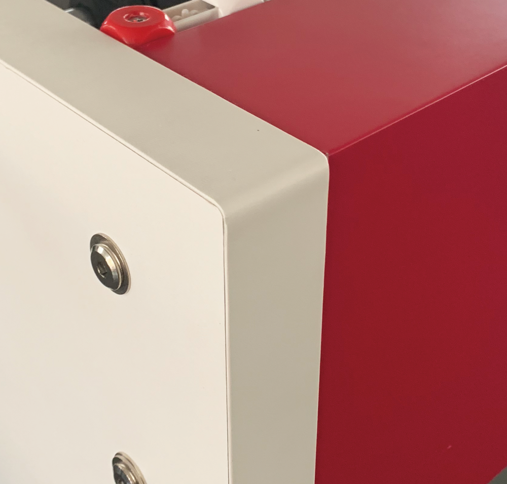 Фотографии Игровой стол - футбол "NineStar Iron Pro ITSF Red"(144х75,5х90)