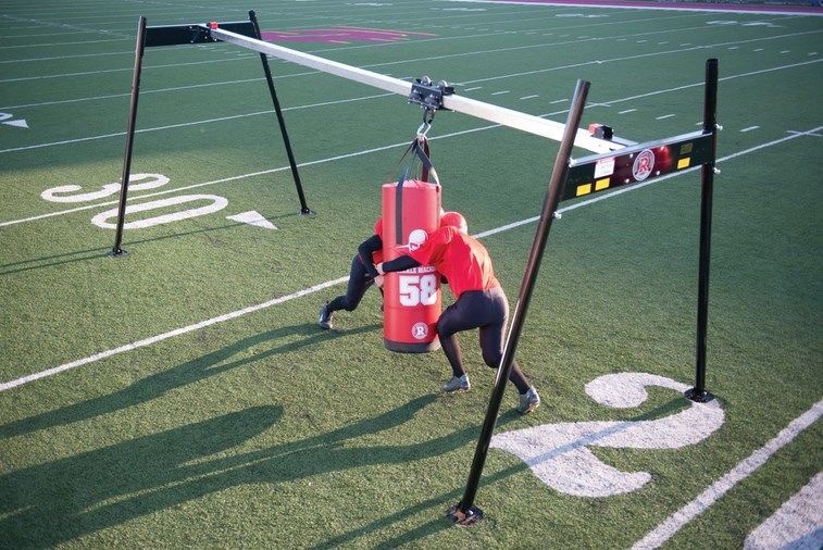 Фотографии Тренажер для американского футбола Монорельс